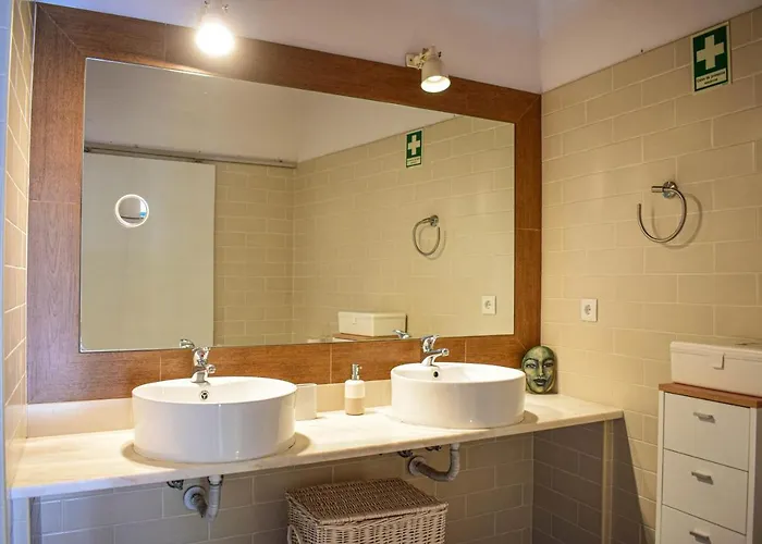 Casinhas Da Figueira Hébergement de vacances *