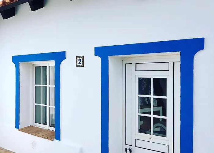 Casinhas Da Figueira Hébergement de vacances *